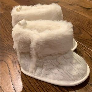 Carters white furry boots 3-6 months
